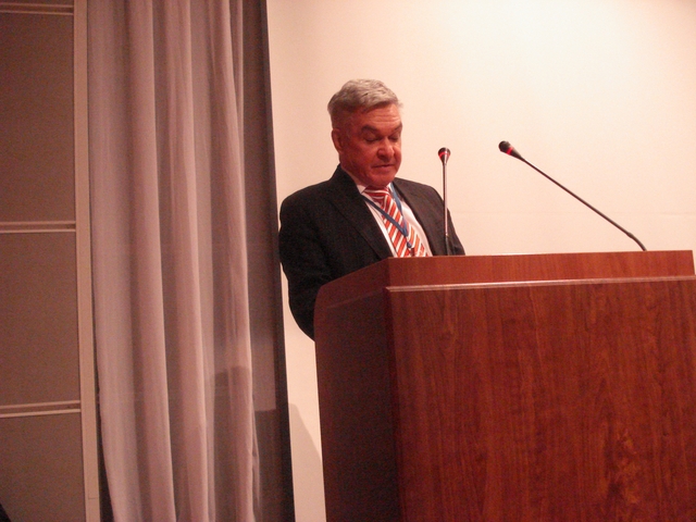 Председатель Нижегородского отделения ИППО профессор О.А. Колобов