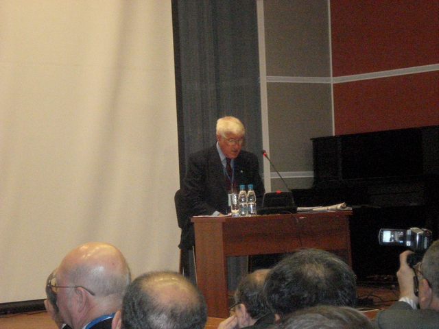 Открыл конференцию председатель Оргкомитета конференции, Почетный член и член Совета ИППО профессор О.Г. Пересыпкин