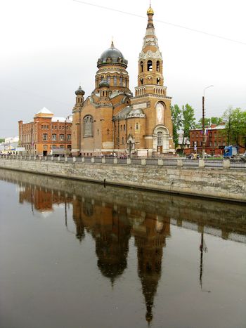 Храм Воскресения Христова у Варшавского вокзала. Современный вид Храм Воскресения Христова у Варшавского вокзала. Современный вид