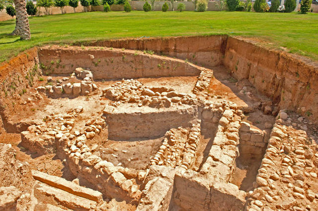 Археологический раскоп комплекса византийского периода