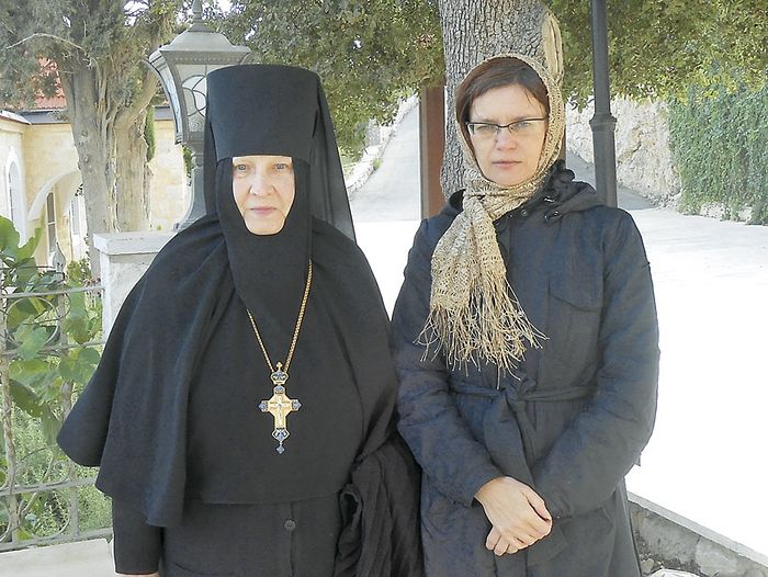 Матушка Георгия и автор текста 